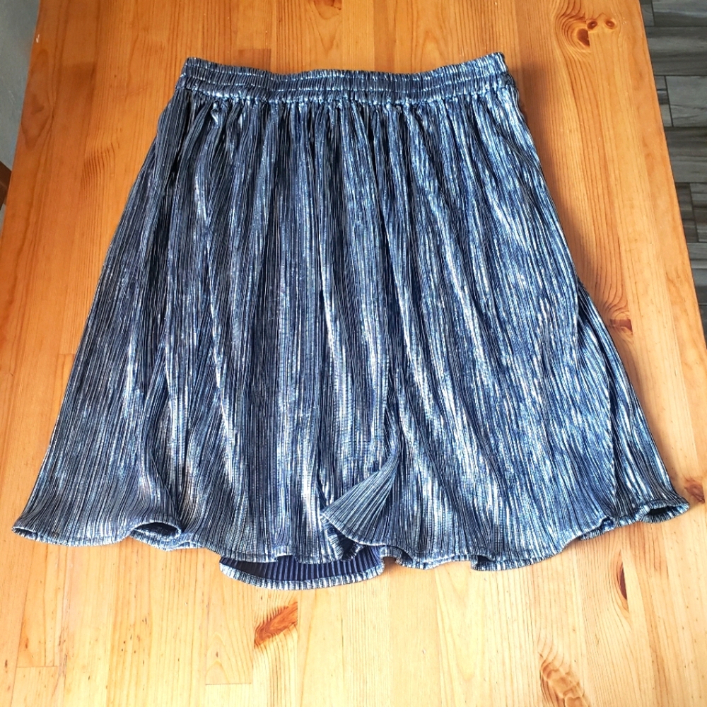 NEW fun Skirt size L